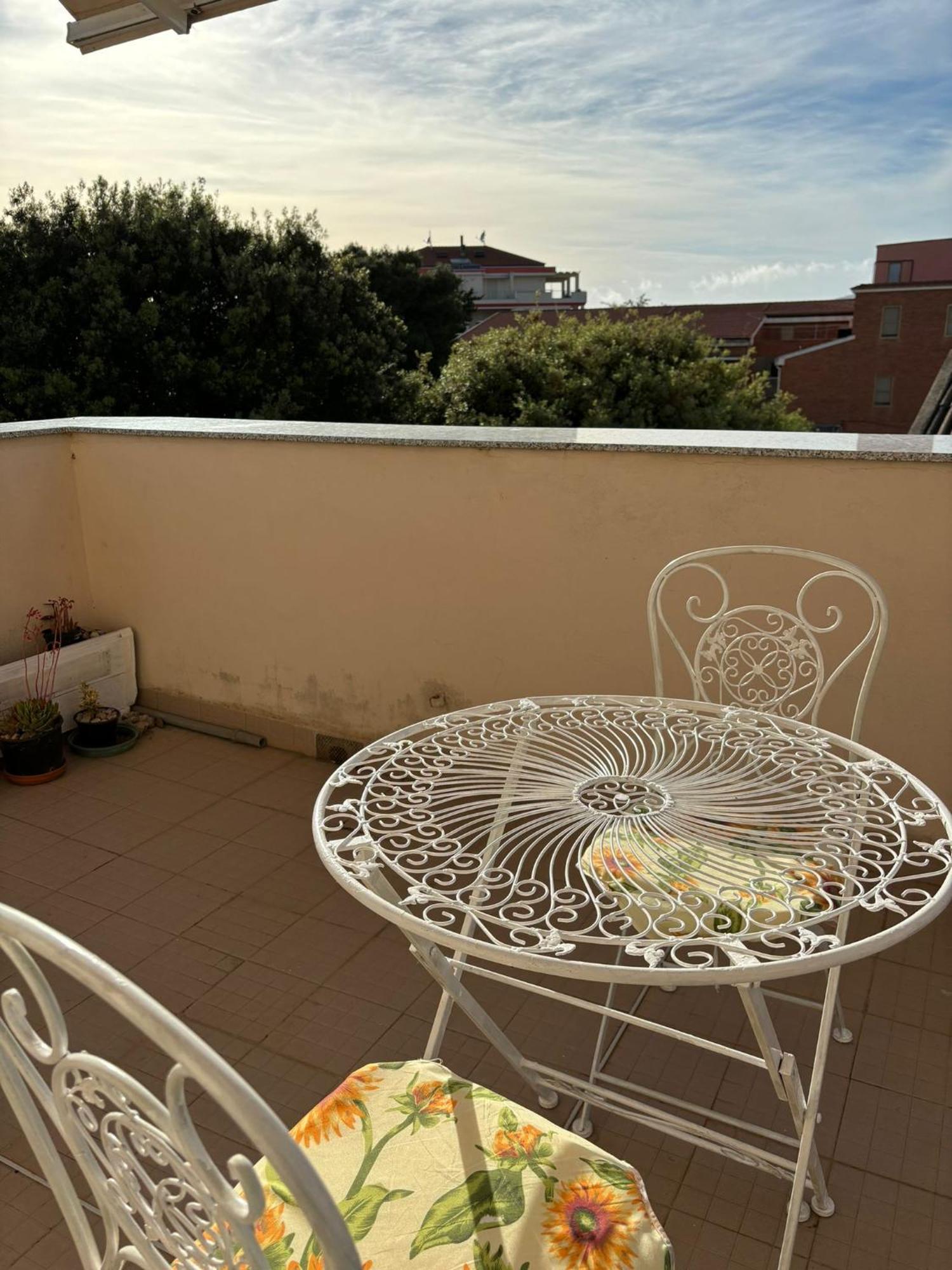 Pm 17 Via Galileo Galilei Guest House Alghero Exteriör bild